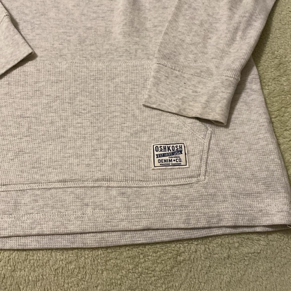 High quality shirt for boys 10 years with long sleeves and hoodie. - Picture 3 of 5